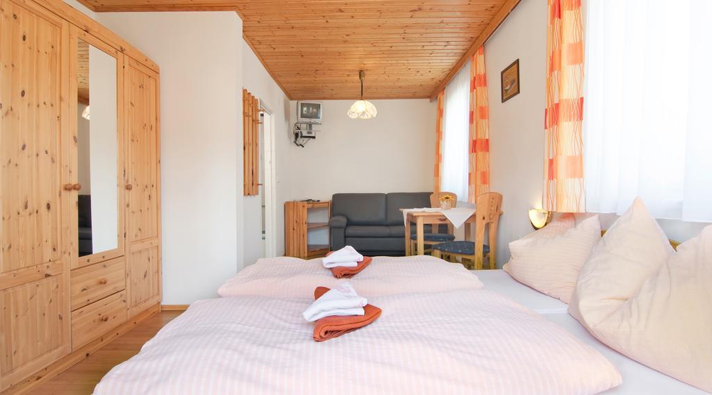 Gaestehaus Lutschounig Faak am See Bagian luar foto