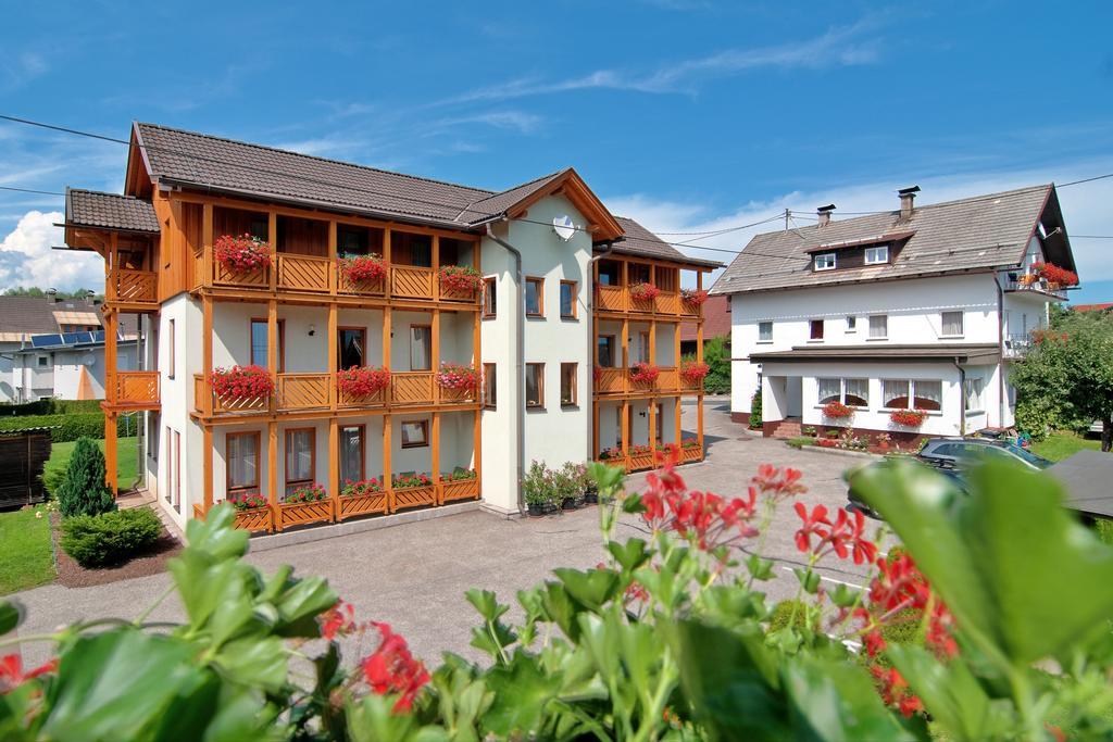 Gaestehaus Lutschounig Faak am See Bagian luar foto