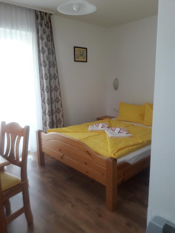 Gaestehaus Lutschounig Faak am See Bagian luar foto